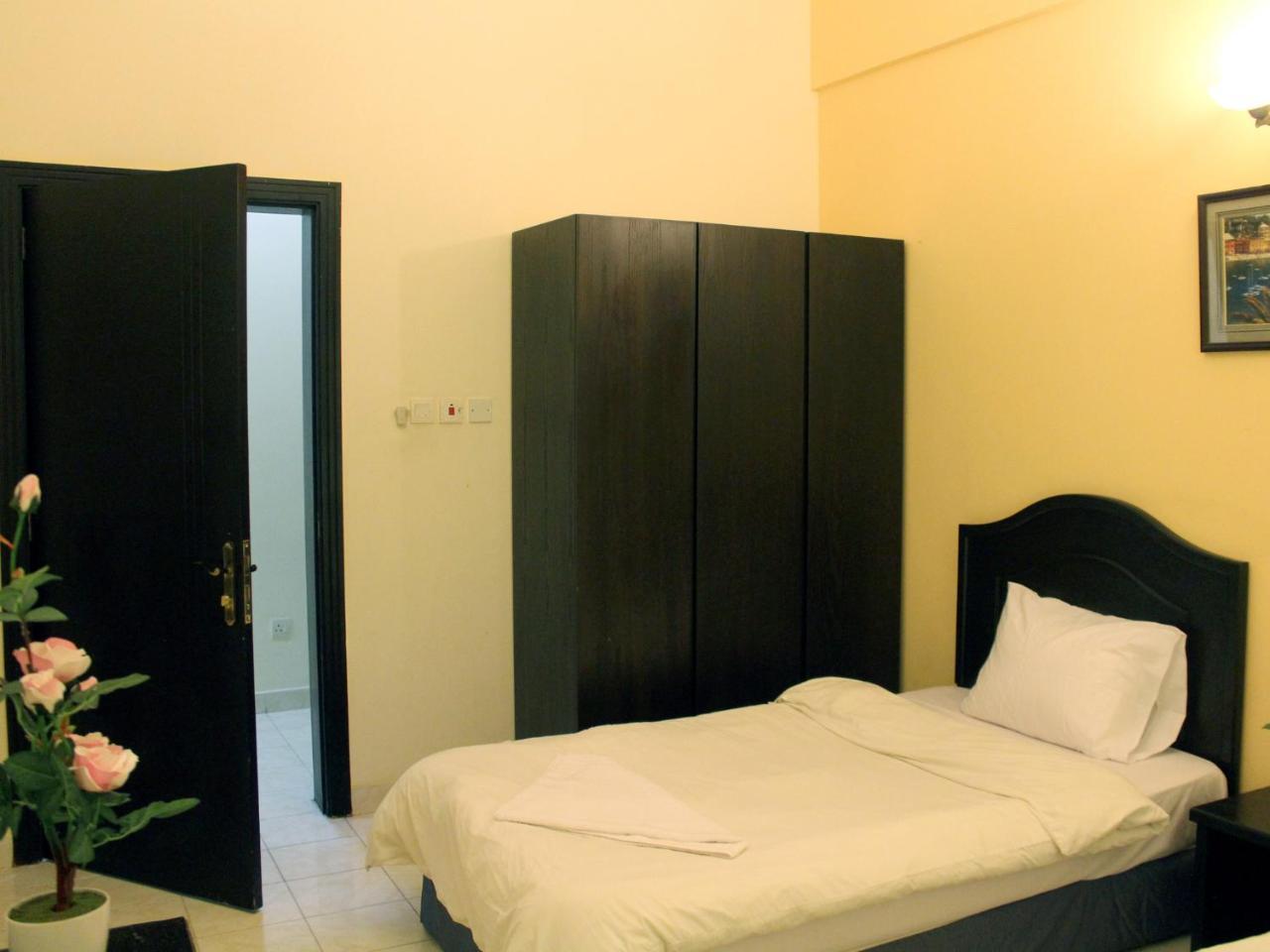 Landmark 2 Hotell Manama Exteriör bild